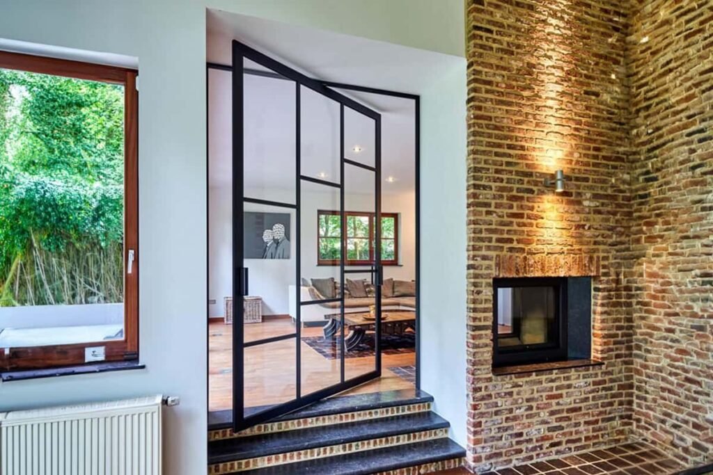 Aluminium sliding pivot door and window